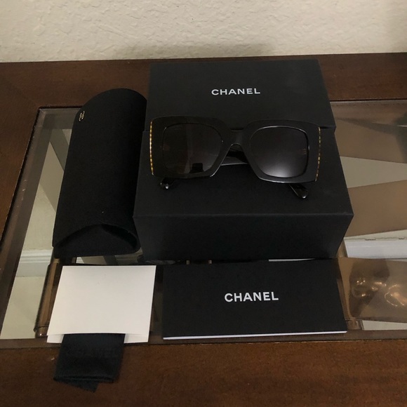 Chanel Pearl Sunglasses Original - Picture 1 of 10